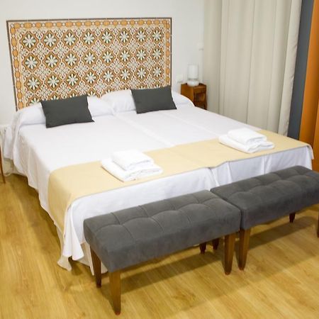 Life Apartments Alberto Lista Séville Extérieur photo