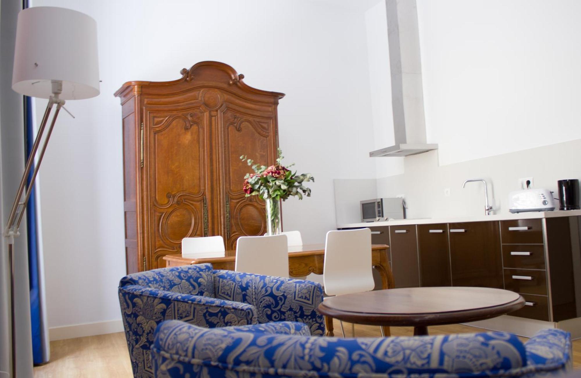 Life Apartments Alberto Lista Séville Extérieur photo