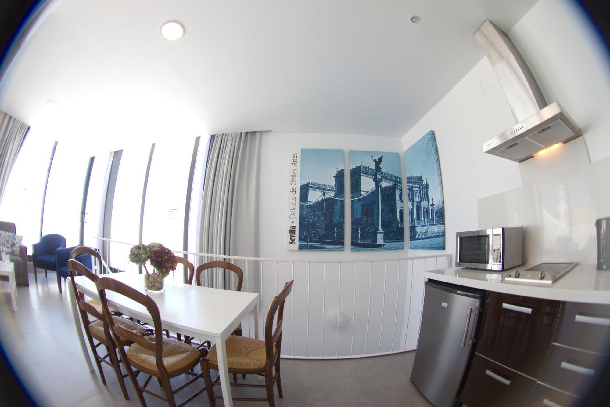 Life Apartments Alberto Lista Séville Extérieur photo