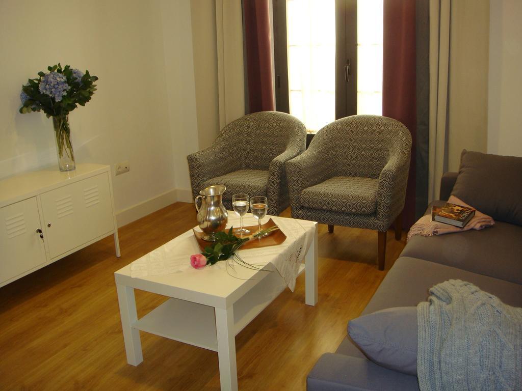 Life Apartments Alberto Lista Séville Extérieur photo