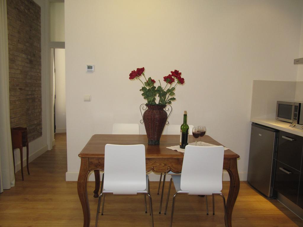 Life Apartments Alberto Lista Séville Extérieur photo
